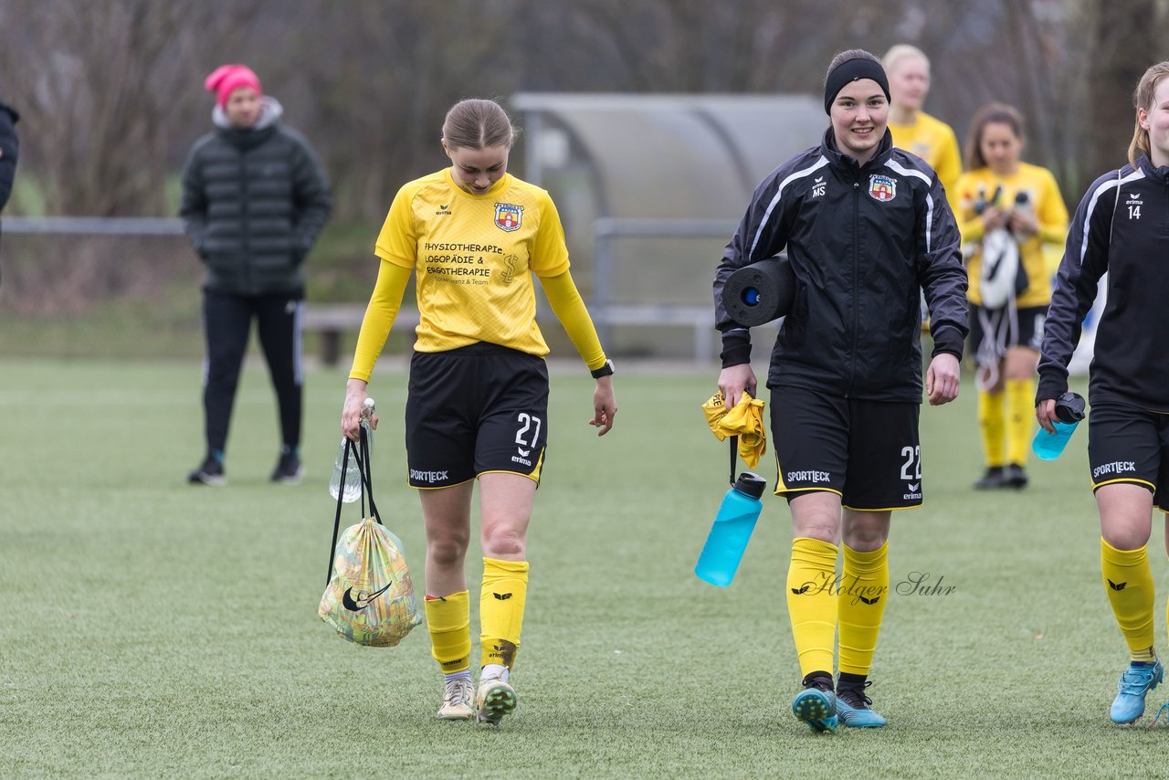 Bild 514 - F SSC Hagen Ahrensburg - SV Frisia Risum-Lindholm : Ergebnis: 1:2